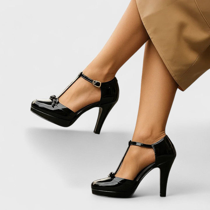 Szpilki Damskie | Buty Na Wysokim Obcasie Z Paskiem-Women Heels-Miloska