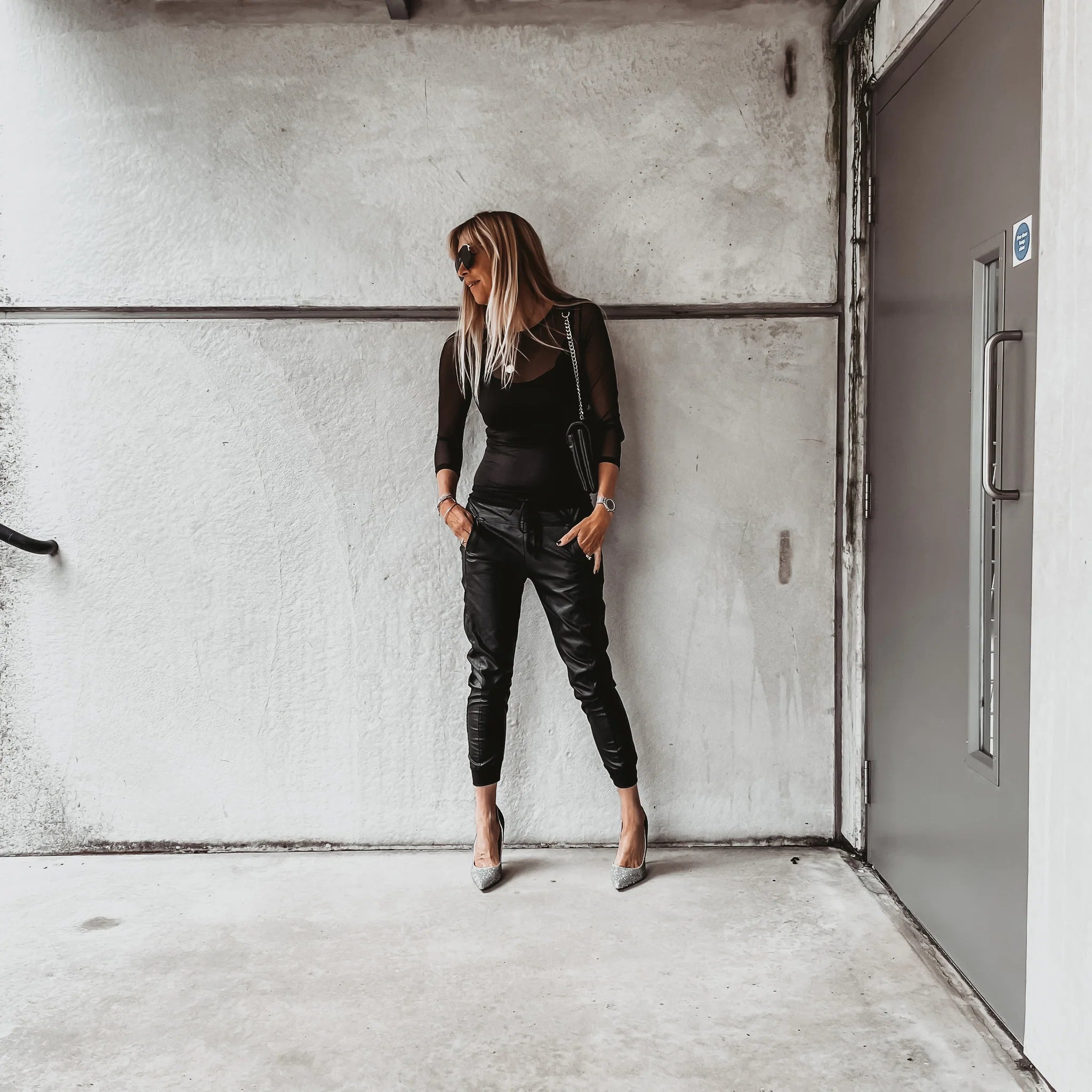 Bojówki Woskowane | Dresy Slim Fit-Women Joggers-Miloska