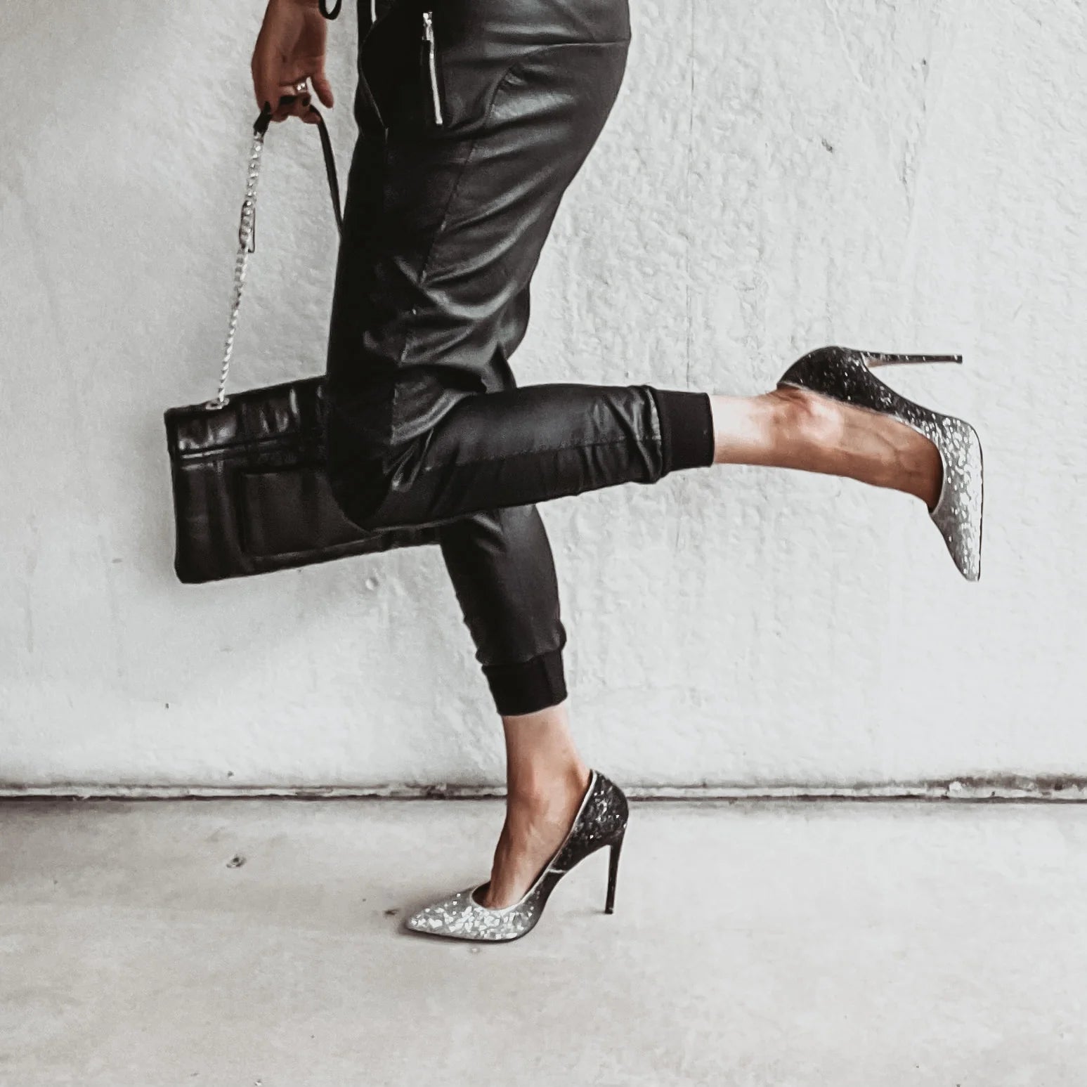 Bojówki Woskowane | Dresy Slim Fit-Women Joggers-Miloska