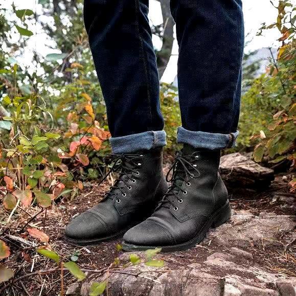Męskie Buty Sznurowane Vintage - Skóra i Solidny Design - Czarny