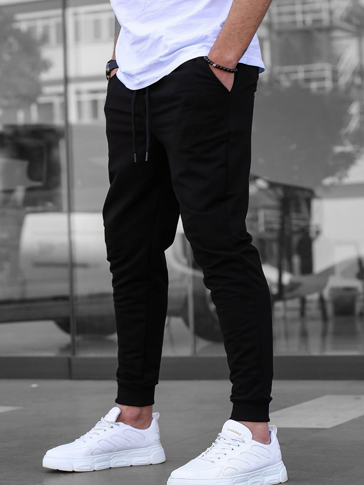 Męskie Spodnie Sportowe Lekkie - Slim-Fit z Sznurkiem - Czarny