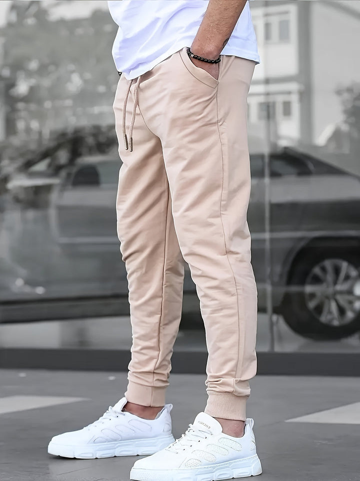 Męskie Spodnie Sportowe Lekkie - Slim-Fit z Sznurkiem - Khaki